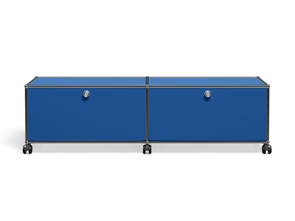 USM Haller  TV Board / USMハラー テレビボード  W / D / H：1523 / 373 / 430mm  ドロップダウンドア × 2、キャスター付き