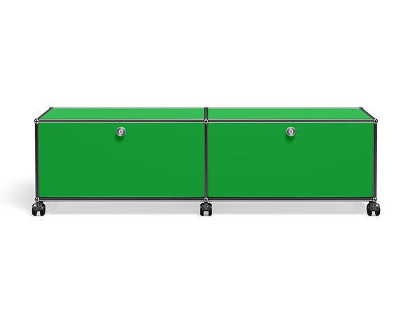 USM Haller  TV Board / USMハラー テレビボード  W / D / H：1523 / 373 / 430mm  ドロップダウンドア × 2、キャスター付き