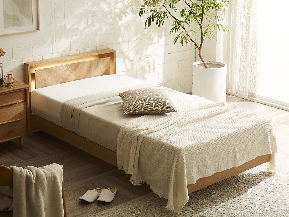 KATRINA BED / カトリナ ベッドフレーム